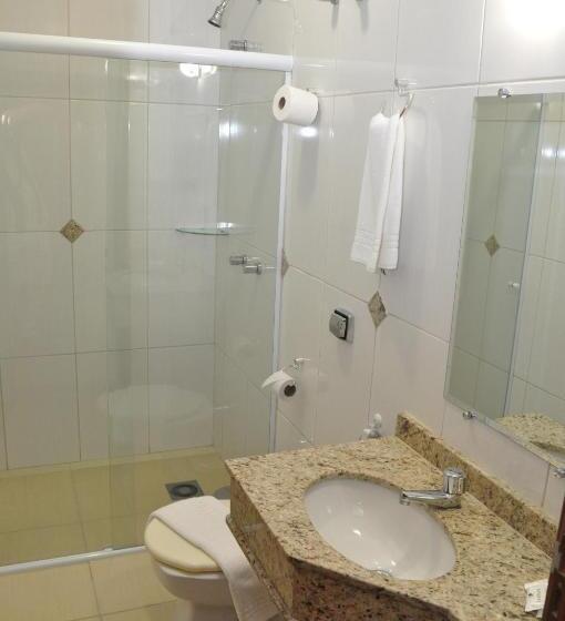 Cameră Cvadruplă Standard, Lotus Hotel   à 6 Km Do Santuário De Aparecida Sp