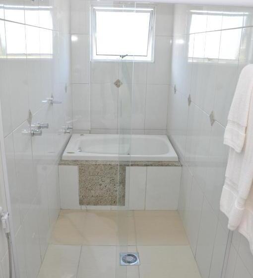 Suite, Lotus Hotel   à 6 Km Do Santuário De Aparecida Sp