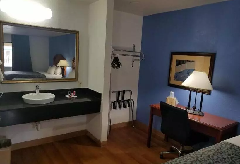 スタンダードスタジオ, Days Inn By Wyndham Oklahoma City Nw Expressway