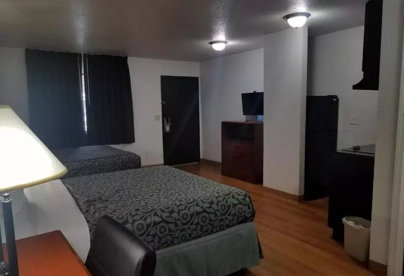 スタンダードスタジオ, Days Inn By Wyndham Oklahoma City Nw Expressway