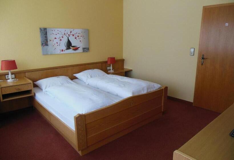 غرفة قياسية مطلّة علي البحيرة, Grüner Baum