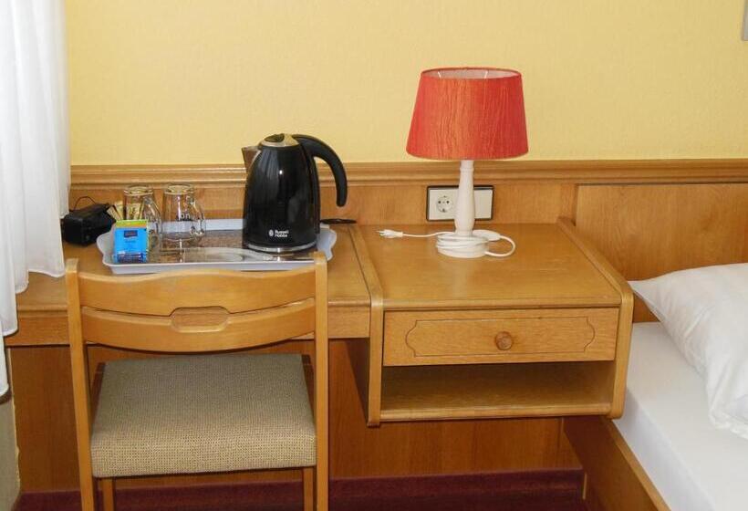 غرفة قياسية مطلّة علي البحيرة, Grüner Baum