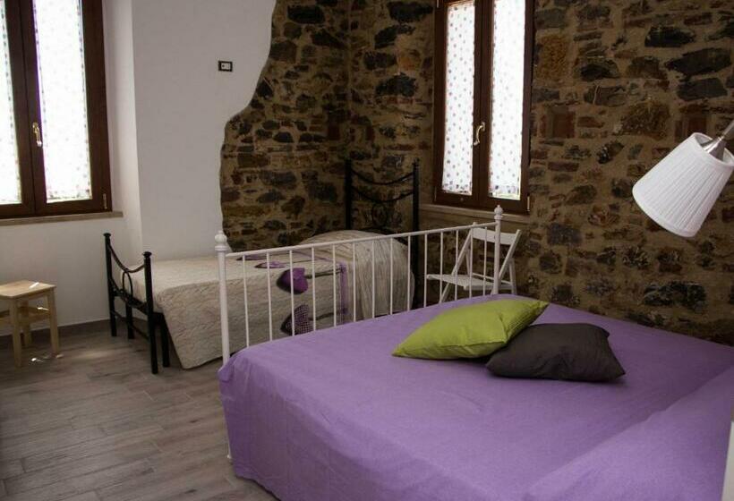 Standard Trippelrum, La Nana Gialla