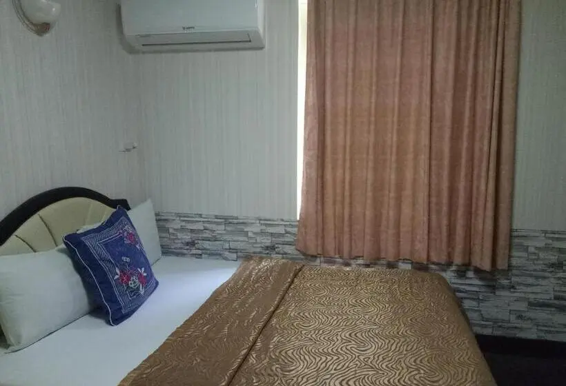اتاق لوکس, 鑽石大旅社