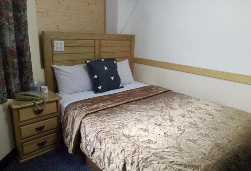 اتاق لوکس, 鑽石大旅社