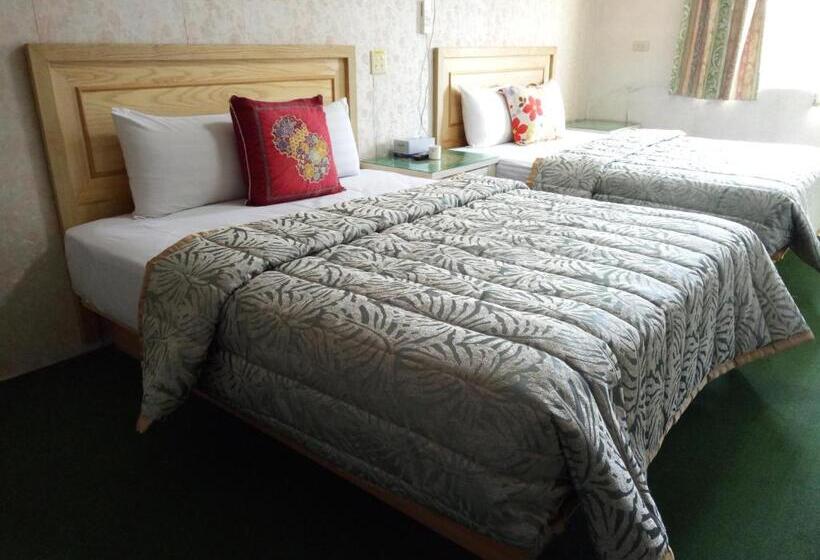 اتاق استاندارد چهار تخته, 鑽石大旅社