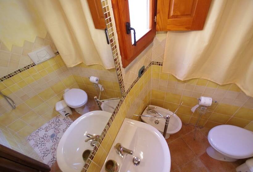 Полулюкс, Casa De Ajala   B&b De Charme In Antica Dimora Totalmente Ristrutturata E Dotata Di Tutti I Confort