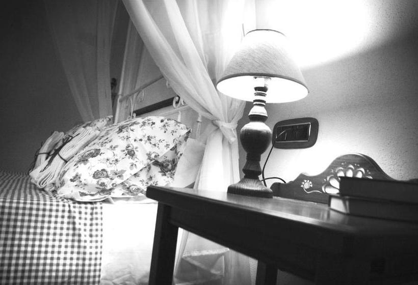 标准间, Casa De Ajala   B&b De Charme In Antica Dimora Totalmente Ristrutturata E Dotata Di Tutti I Confort