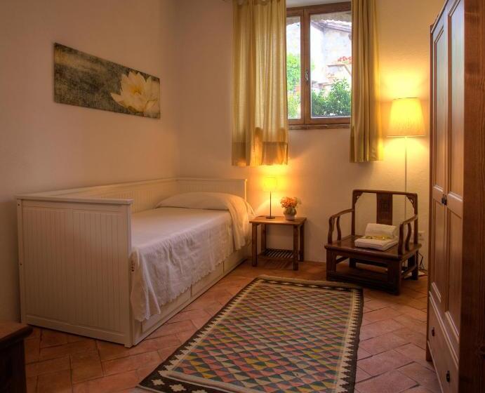 منزل 3 غرف نوم, Podere Felceto