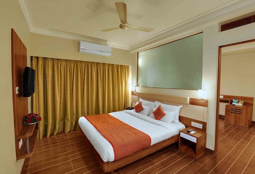 جناح جونيور, Daiwik Hotels