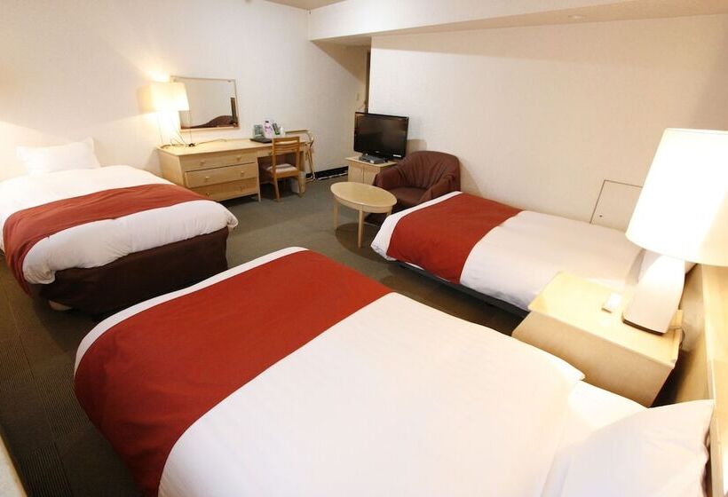 غرفة قياسية ثلاثية, Abest Meguro