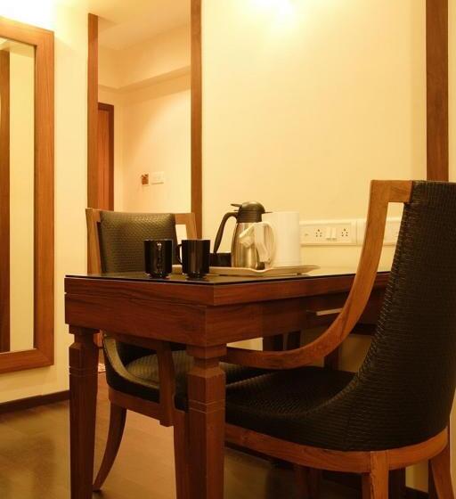 غرفة ديلوكس, Amigo