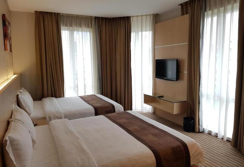 Quarto Quádruplo Deluxe, Dehome Boutique