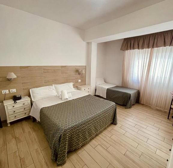 コンフォートトリプルルーム, La Bussola