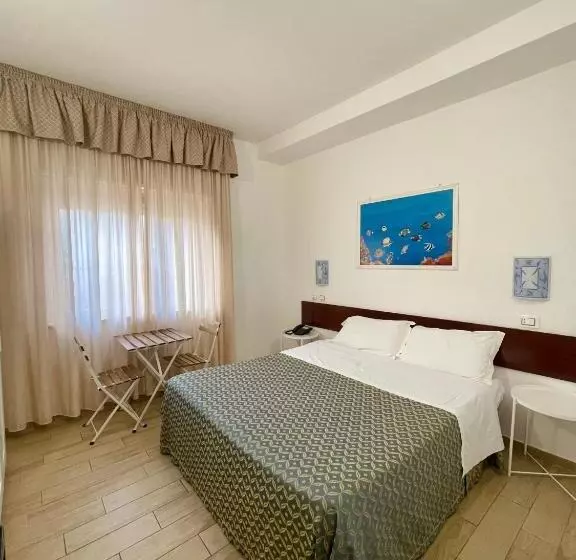 اتاق استاندارد, La Bussola