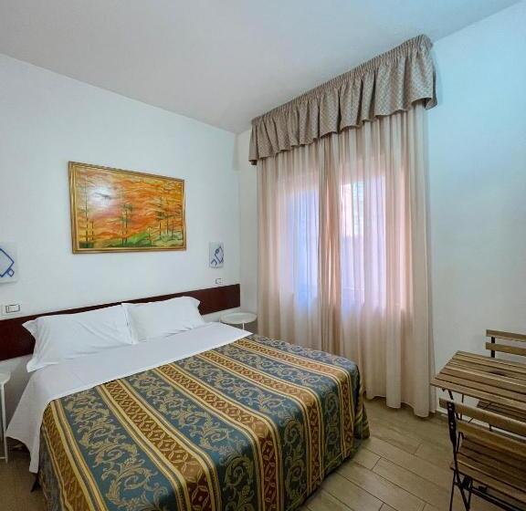 スタンダードシングルルーム, La Bussola