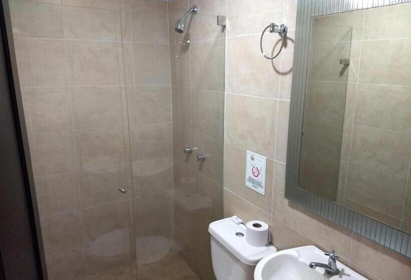 اتاق استاندارد سه نفره, Tayromar