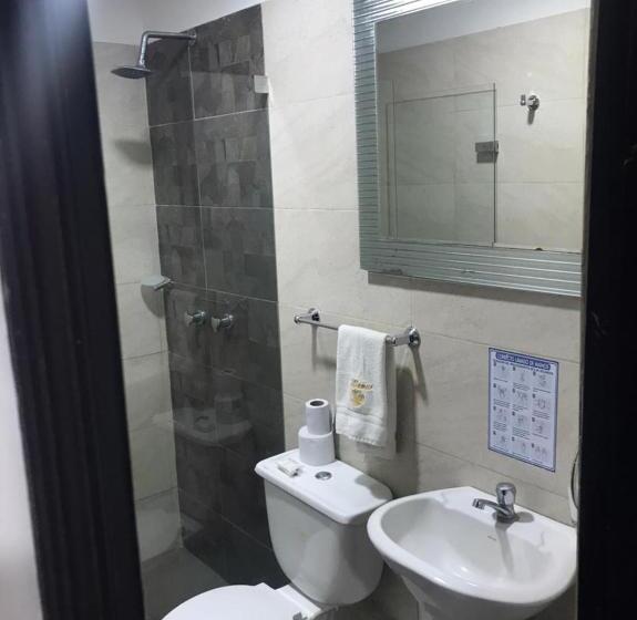 اتاق خانوادگی, Tayromar