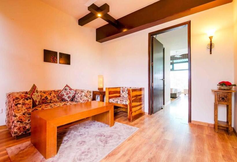 سوییت, Woodsmoke Retreat