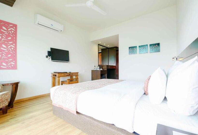 سوییت, Woodsmoke Retreat