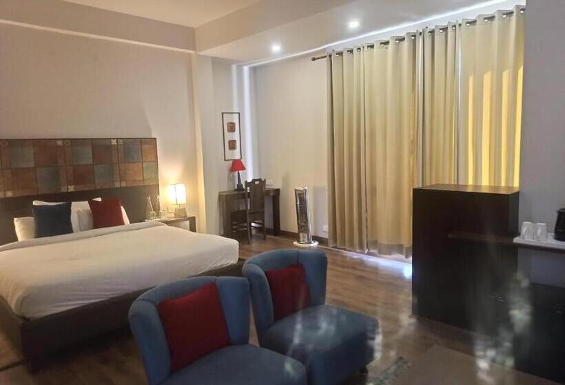 Habitaci�n Est�ndar Abuhardillada, Woodsmoke Retreat