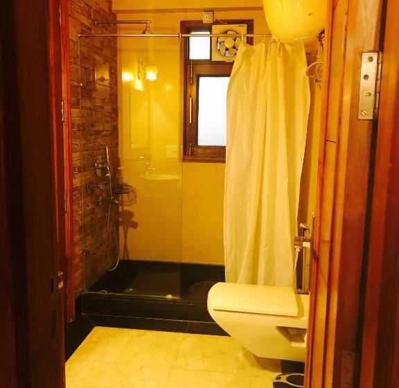 Suite Deluxe, Skylink Suites Bed & Breakfast