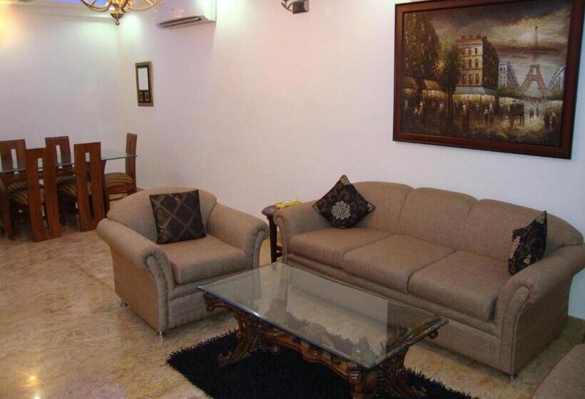 Suite Deluxe, Skylink Suites Bed & Breakfast