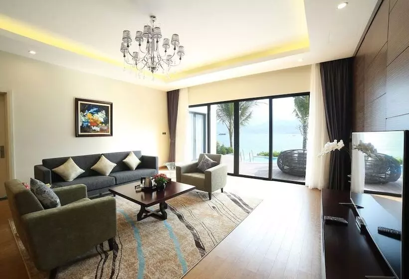 Villa 2 Makuuhuonetta, Vinpearl Resort & Spa Nha Trang Bay