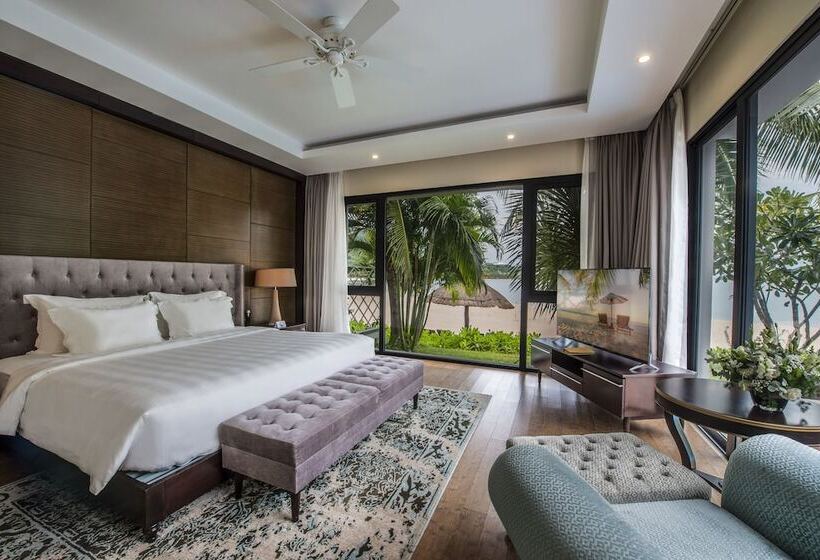 수영장이 있는 3베드룸 빌라, Vinpearl Resort & Spa Nha Trang Bay