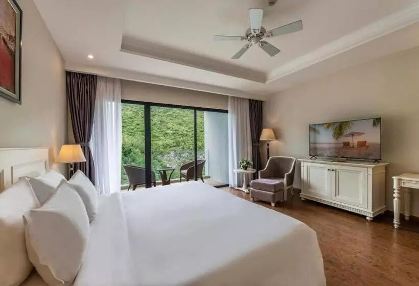 Deluxe-huone King-vuode, Vinpearl Resort & Spa Nha Trang Bay
