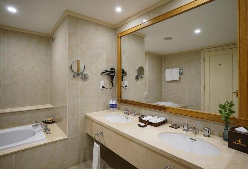 디럭스 룸, Vinpearl Resort & Spa Nha Trang Bay