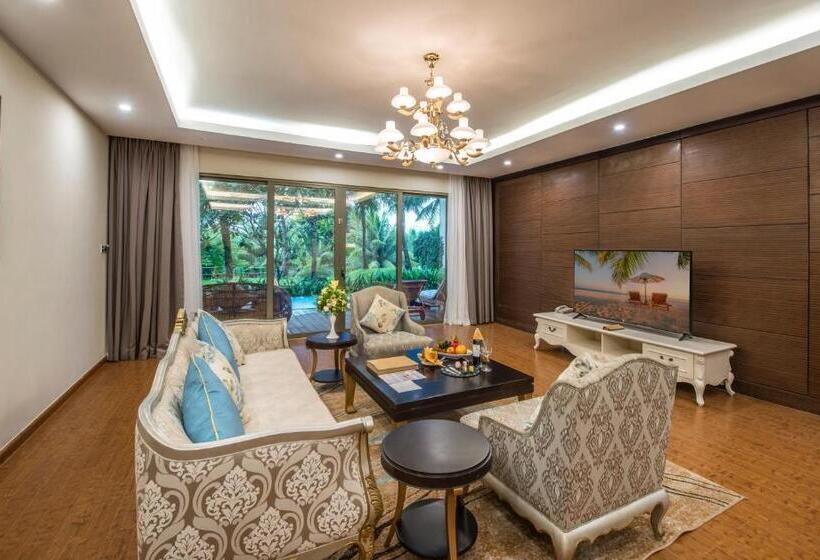 수영장이 있는 3베드룸 빌라, Vinpearl Resort & Spa Nha Trang Bay