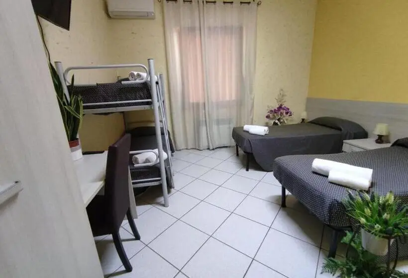 スタンダード4人部屋, Bella Vista B&b