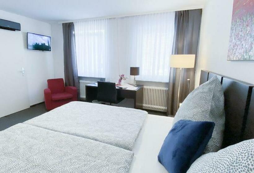 Номер Стандарт, Garni Bad Café Bad Niedernau