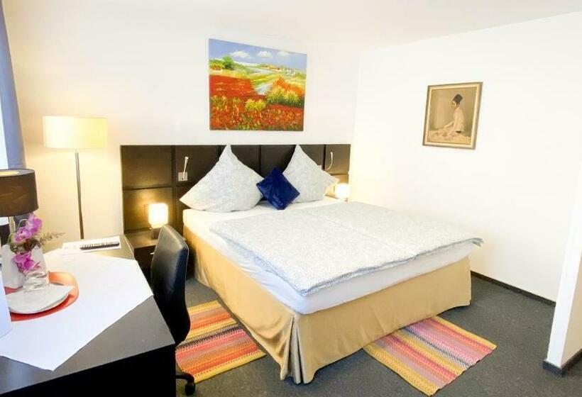 Номер Стандарт, Garni Bad Café Bad Niedernau