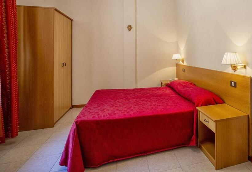 חדר סטנדרט, Roccaporena & Margherita