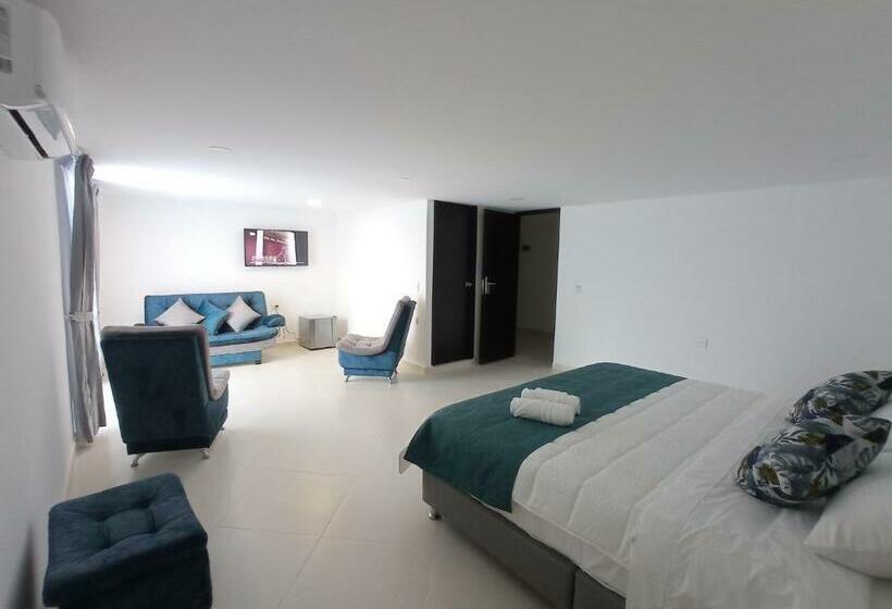 Полулюкс, Santa Lucia