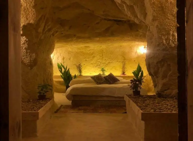 اتاق سوپریور با تخت بزرگ, 7 Caves