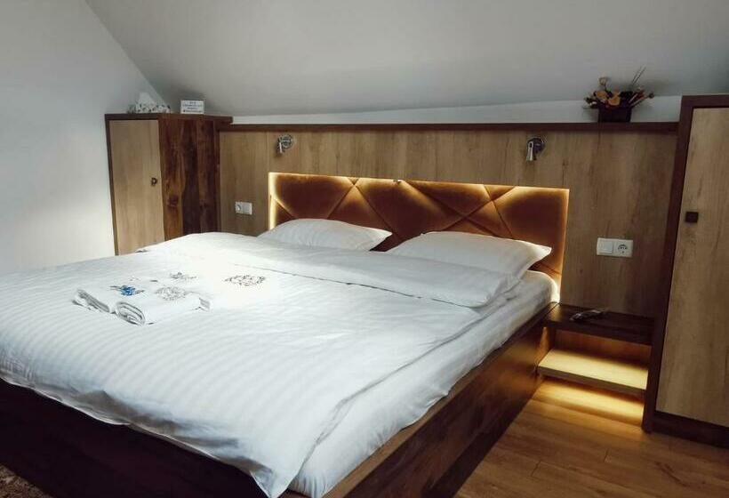 标准间, Vila Platon