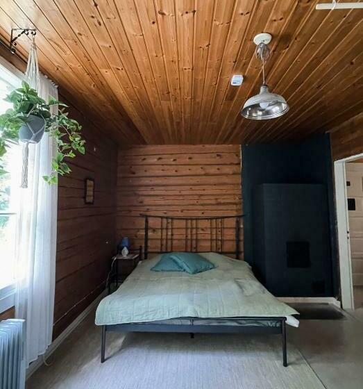 اتاق استاندارد با سرویس بهداشتی مشترک, Villa Ora’s Majatalo