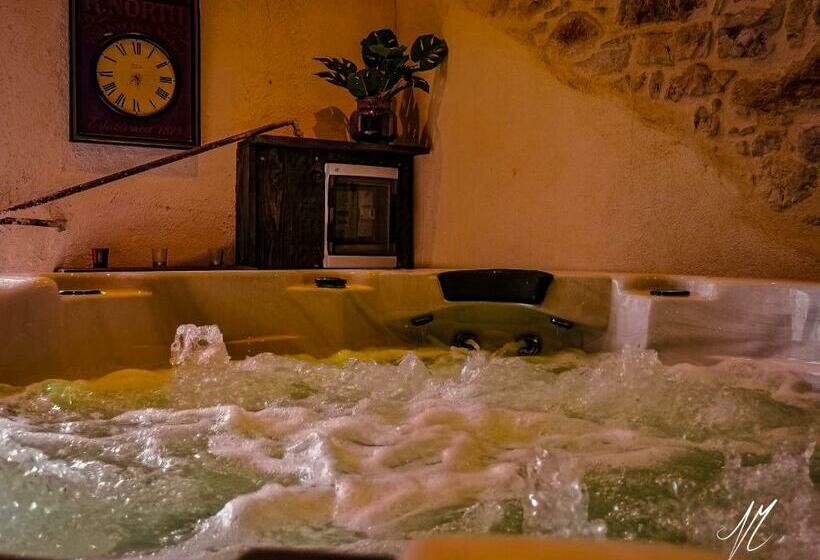 Номер Стандарт, La Grange Des Frangines