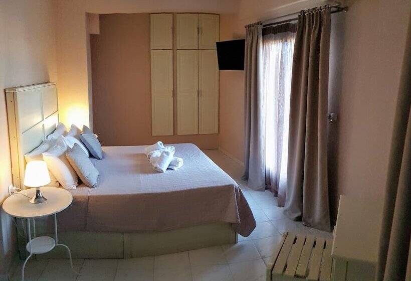 דירת חדר נוף לים, Anemos