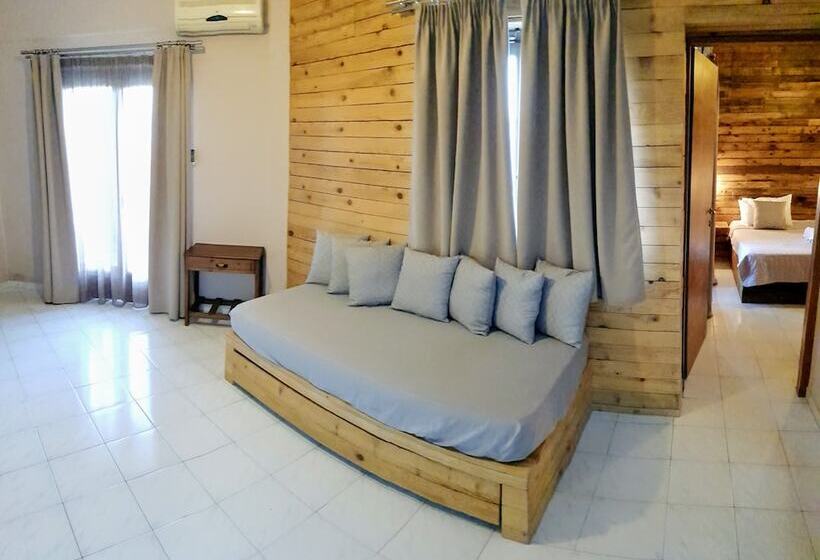 דירת חדר נוף לים, Anemos