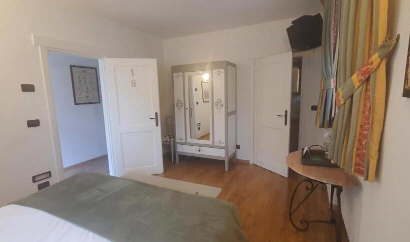 스탠다드 룸, Dente Del Gigante