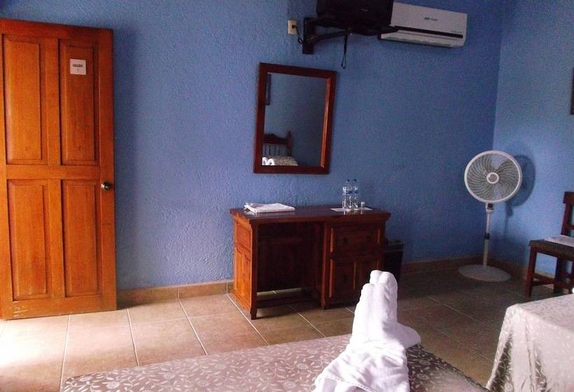 חדר סטנדרט, El Pueblito