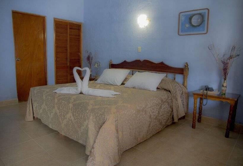 اتاق استاندارد, El Pueblito