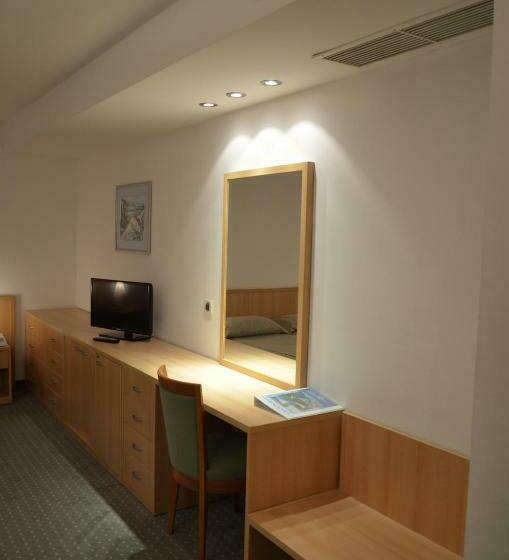 스탠다드 발코니 룸, Flores