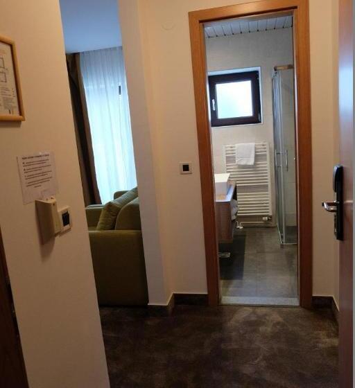 스탠다드 발코니 룸, Flores