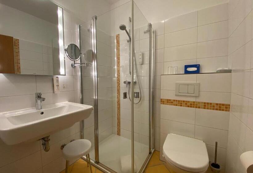 Номер Стандарт Индивидуальный, Hafen Hotel Schützenhof
