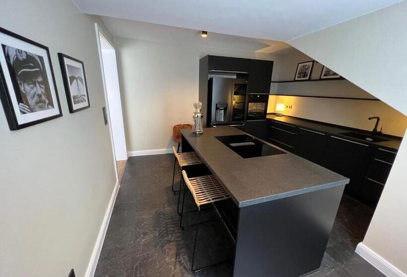 Люкс с Балконом, Hafen Hotel Schützenhof